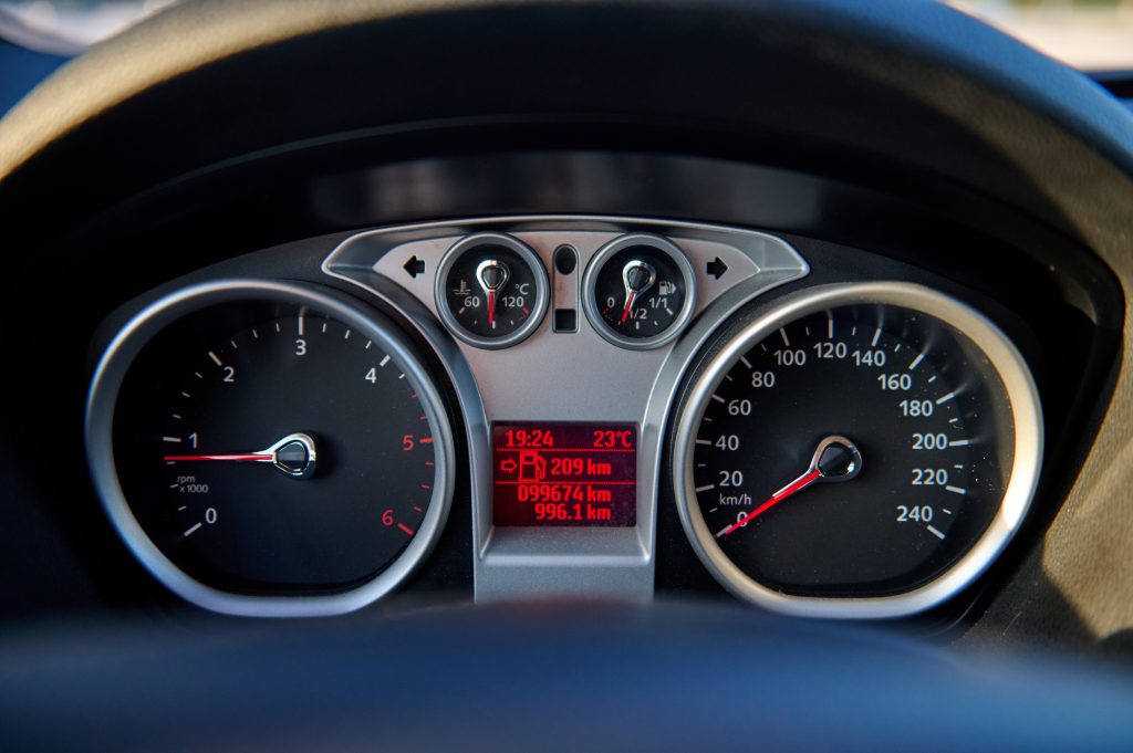  zdjęcia samochodów na sprzedaż warszawa