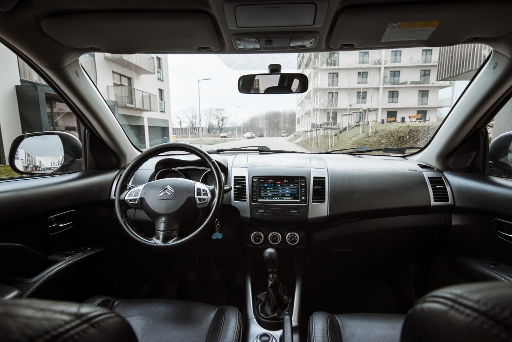 zdjęcia samochodów na sprzedaż warszawa