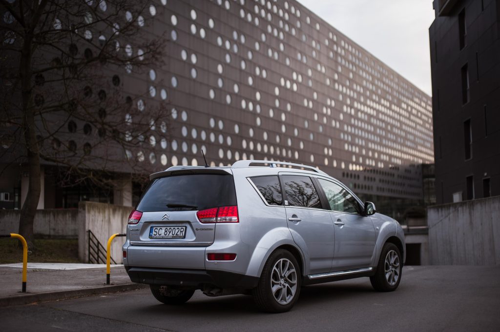 zdjęcia samochodów na sprzedaż warszawa