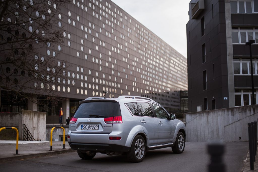 zdjęcia samochodów na sprzedaż warszawa