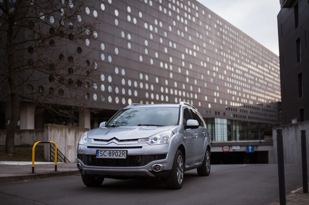 zdjęcia samochodów na sprzedaż warszawa