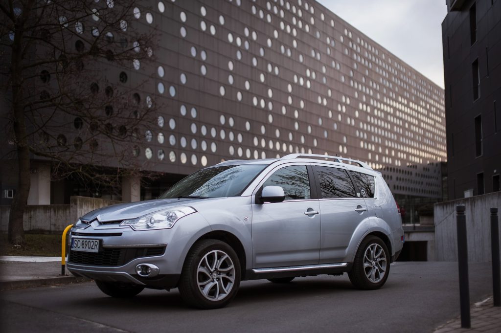 zdjęcia samochodów na sprzedaż warszawa