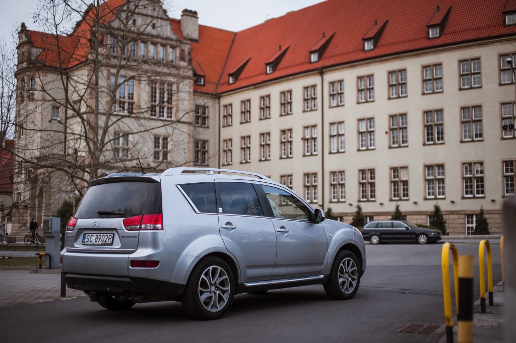 zdjęcia samochodów na sprzedaż warszawa