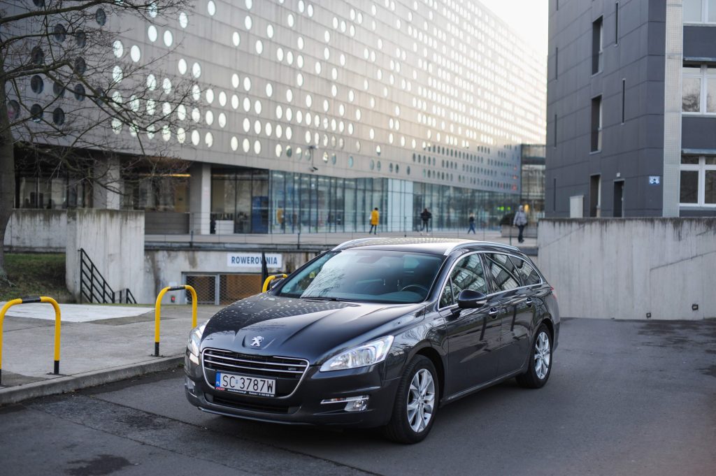 zdjęcia samochodów na sprzedaż warszawa