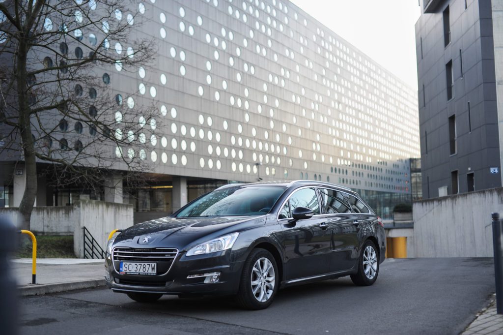 zdjęcia samochodów na sprzedaż warszawa