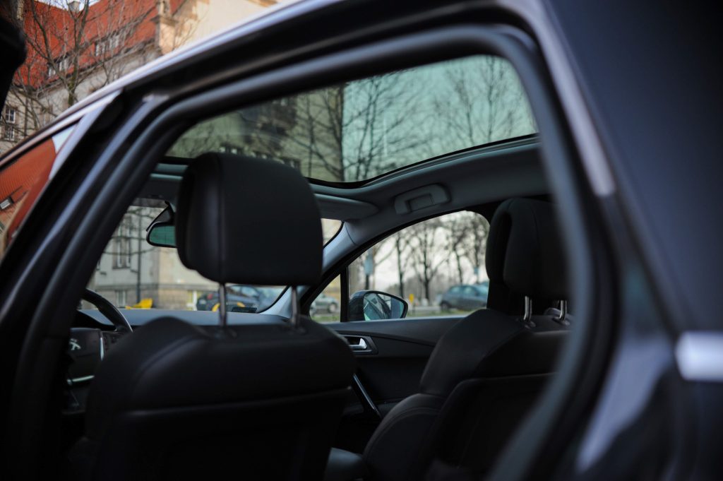 zdjęcia samochodów na sprzedaż warszawa